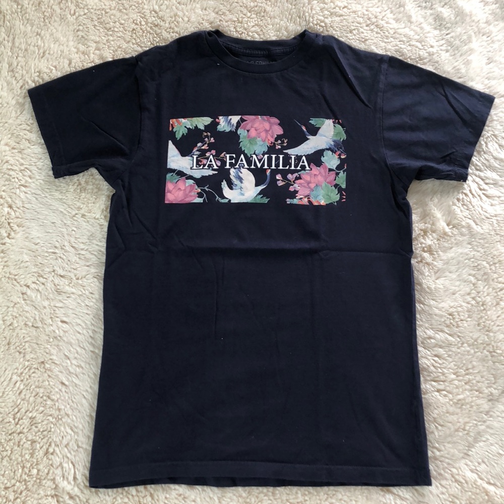 La familia T-Shirt size Small